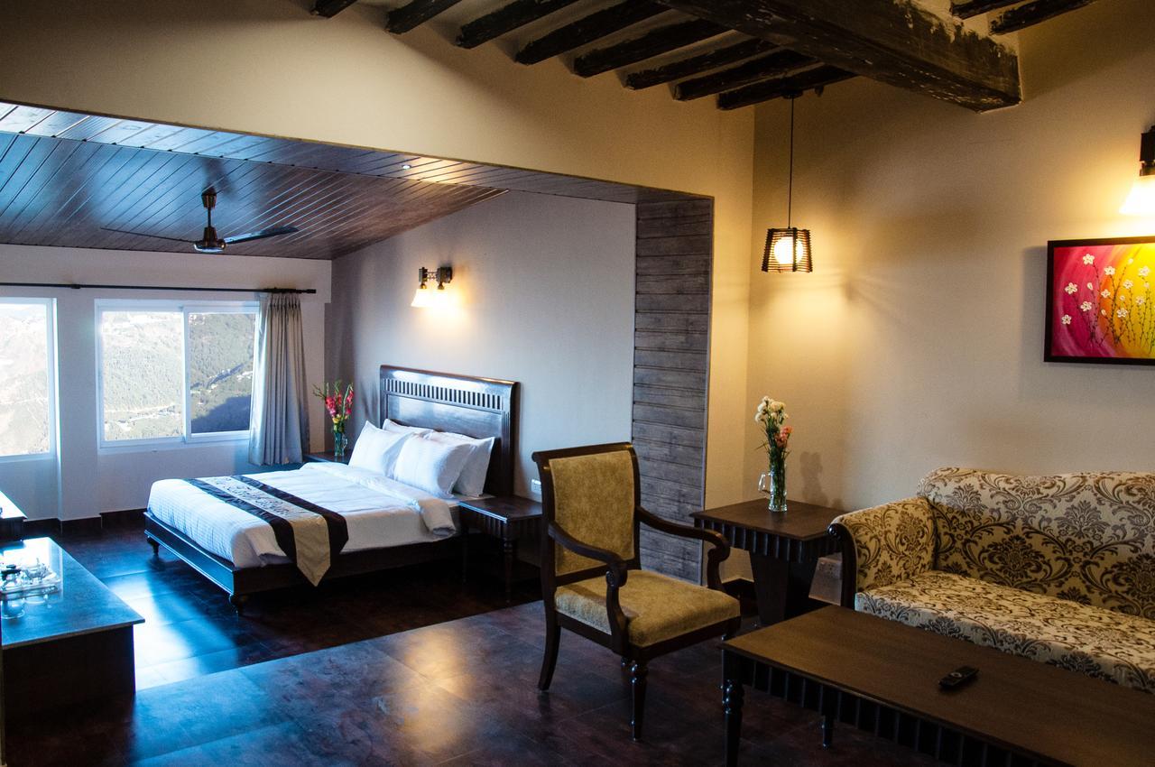 One Earth Royale Boutique Hotel Mussoorie Bagian luar foto