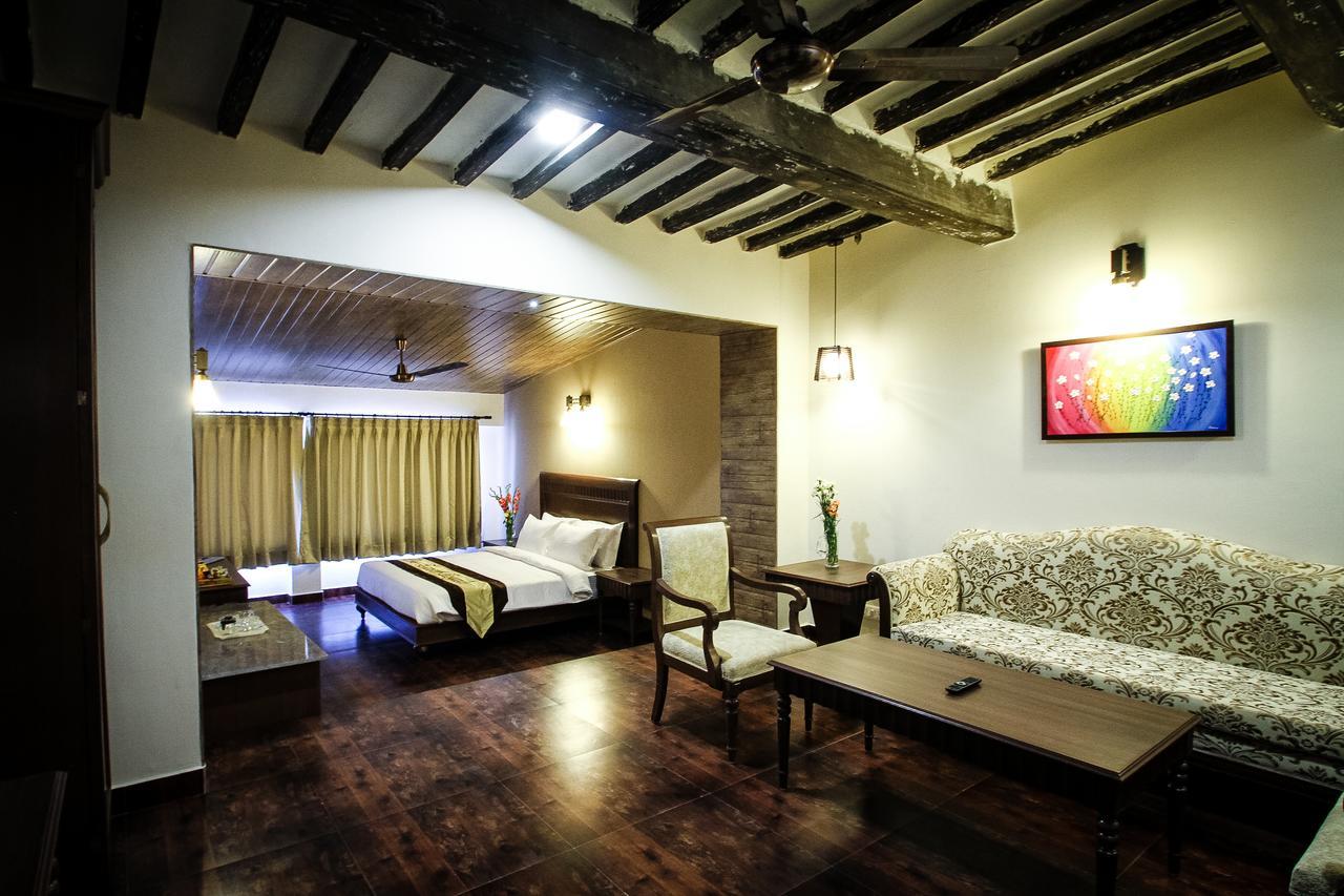 One Earth Royale Boutique Hotel Mussoorie Bagian luar foto